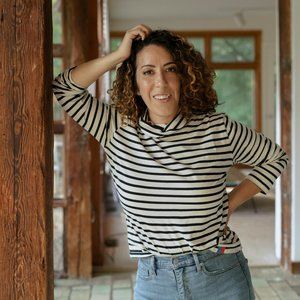 Meet your Posher, Adriana